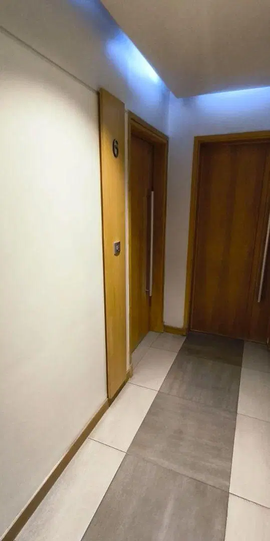COUNTRY ROADS INMOBILIARIA ALQUILA DEPTO EN QUINTA 2