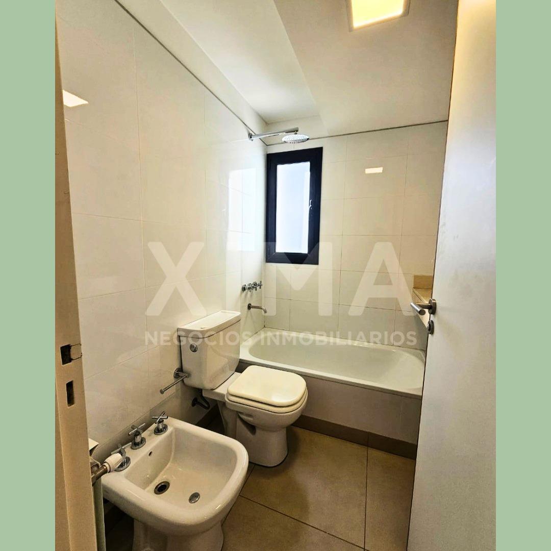 Foto de Departamento en alquiler calle Alsina, imagen 4