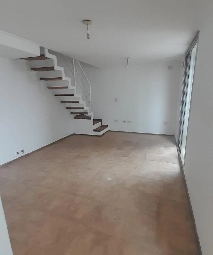 ALQUILER DUPLEX 2 DORM PISO ALTO - FRUCTUOSO RIVERA 400 - GUEMES 3