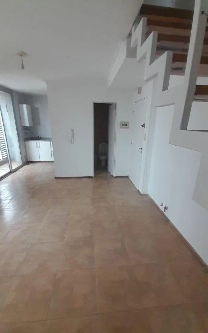 ALQUILER DUPLEX 2 DORM PISO ALTO - FRUCTUOSO RIVERA 400 - GUEMES 5