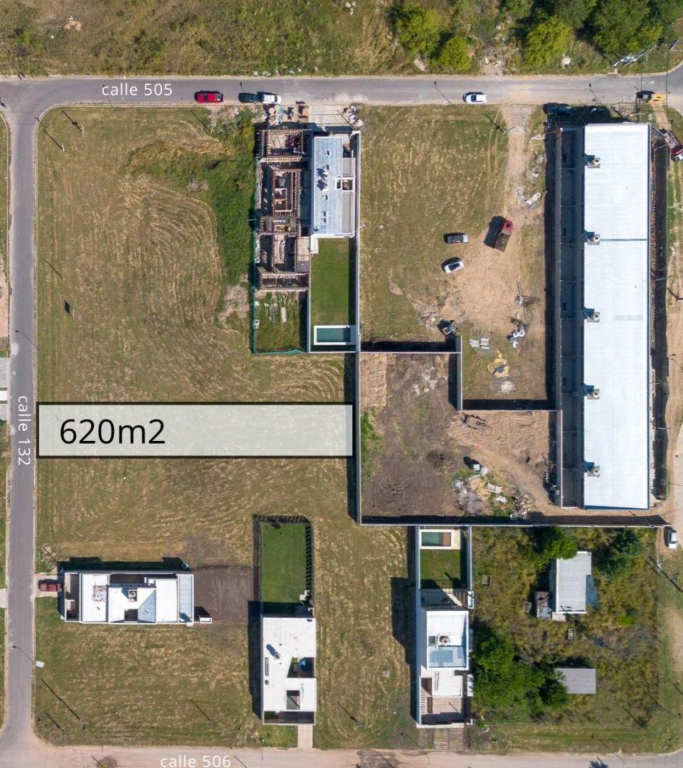 Terreno de 690 m2 en venta en La Plata