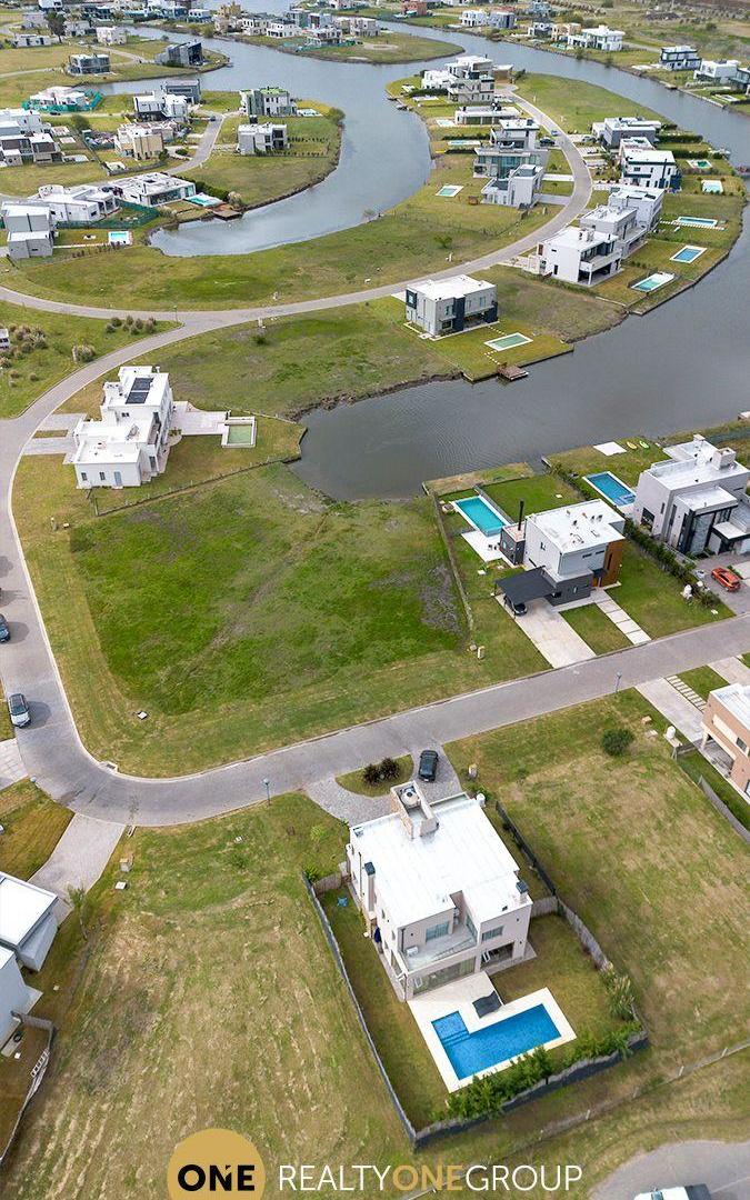 VENTA | LOTE SOBRE LAGUNA DE 1.146 M² EN BARRIO SEBASTIÁN GABOTO – PUEBLOS DEL PLATA