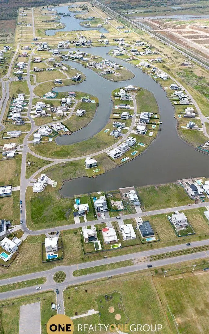 VENTA | LOTE SOBRE LAGUNA DE 1.146 M² EN BARRIO SEBASTIÁN GABOTO – PUEBLOS DEL PLATA 5