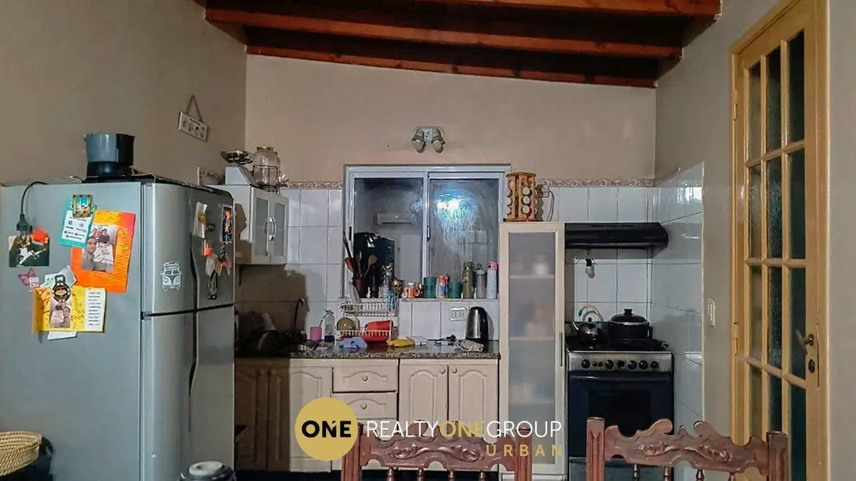 ALQUILER- Casa en Sicardi amplio Terreno 5 amb 5