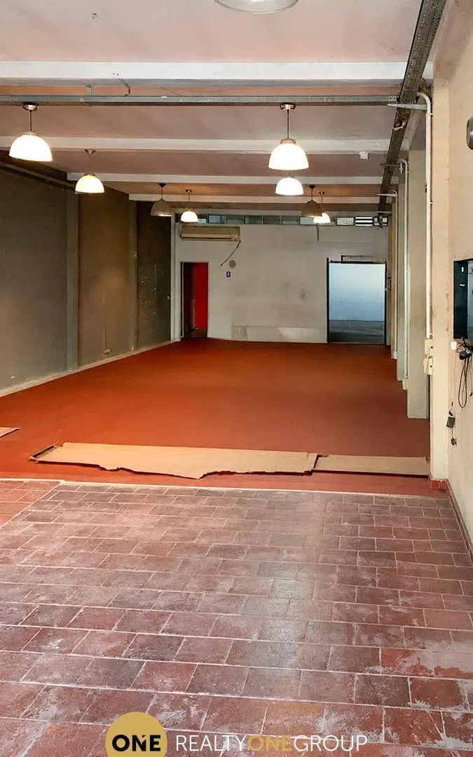 Local Comercial-Amplia Superficie. Alta rentabilidad 1