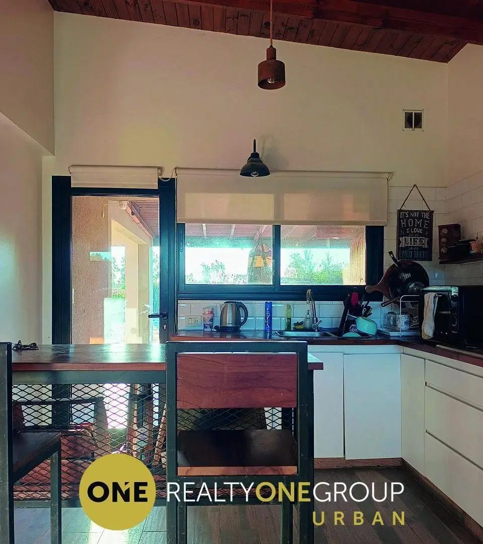 Casa moderna con pileta sobre lote de 1.000 m² | 2 dormitorios | Arana, La Plata 2
