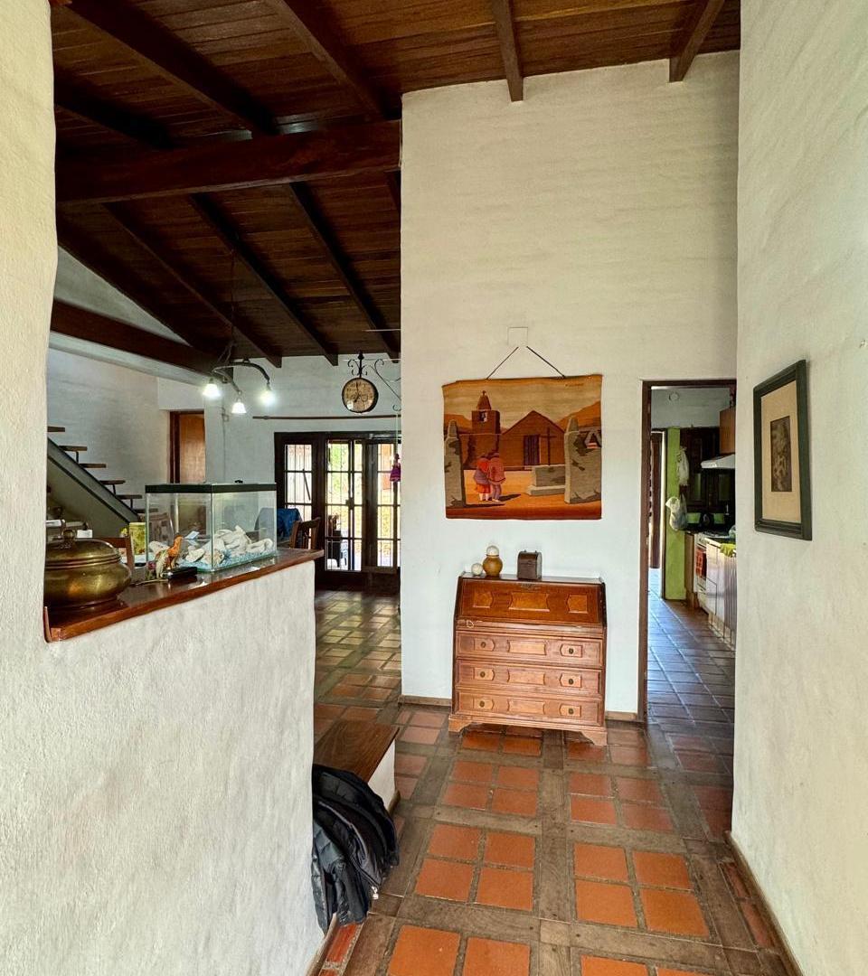 Foto de VENTA CASA 3 DORM VILLA WARCALDE QUINCHO Y PILETA, imagen 3