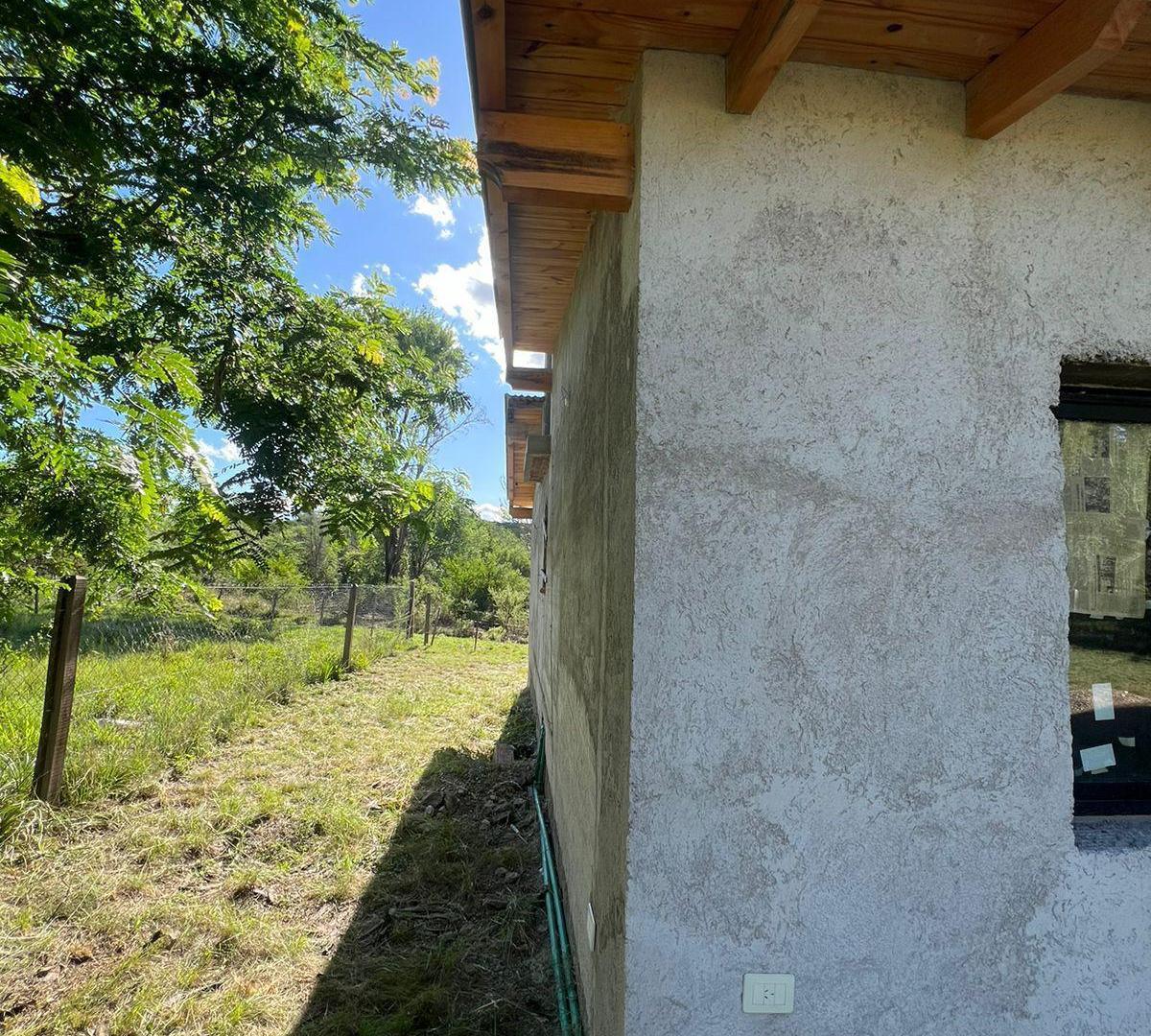VENTA CASA! EXCELENTE UBICACION SANTA MONICA, SANTA ROSA DE CALAMUCHITA