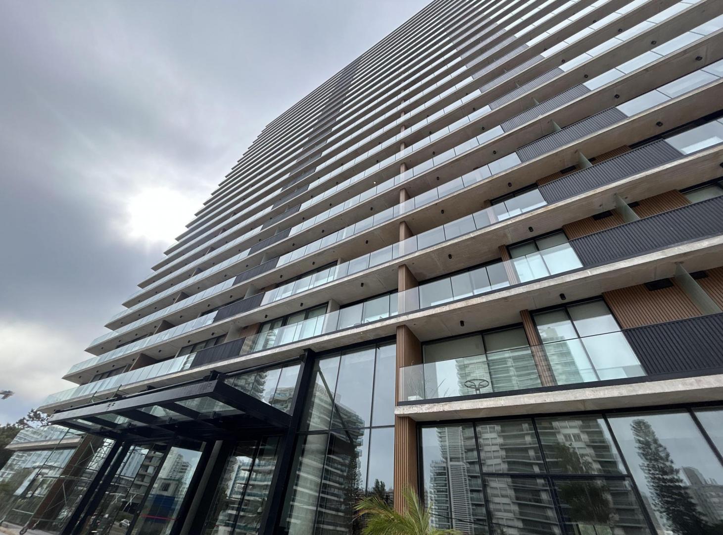 VENTA DEPTO 1 DORM TORRE DEL ESTE PDE