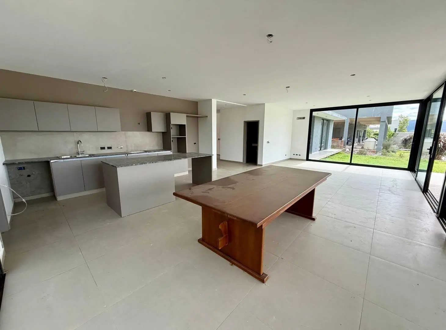 CASA EN VENTA 3 DORMITORIOS UNA SOLA PLANTA LA CUESTA LA CALERA CORDOBA 4
