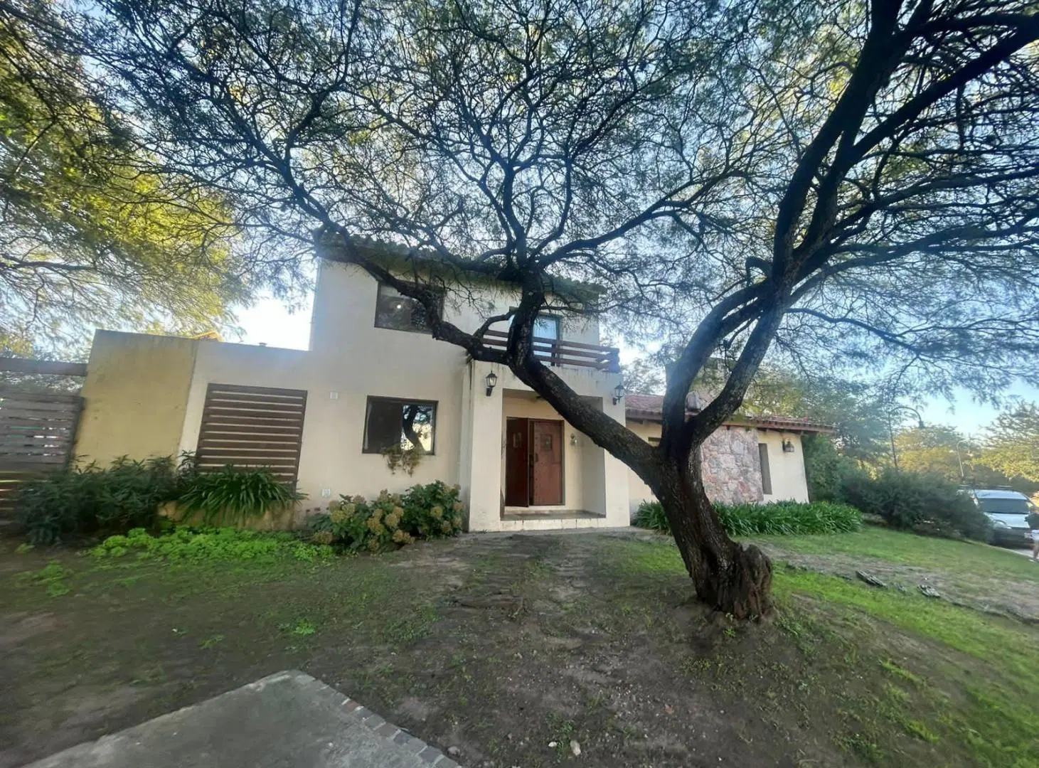 CASA EN VENTA 4 DORMITORIOS CALICANTO VILLA WARCALDE CORDOBA 3