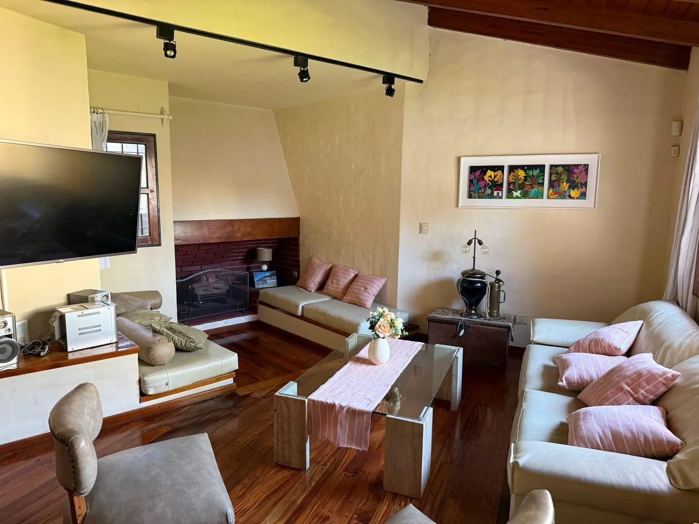 Venta!! Valle del Cerro con pileta, patio 2