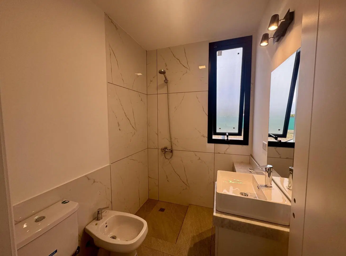 VENTA CASA 2 DORM RINCONES DE MANANTIALES 3
