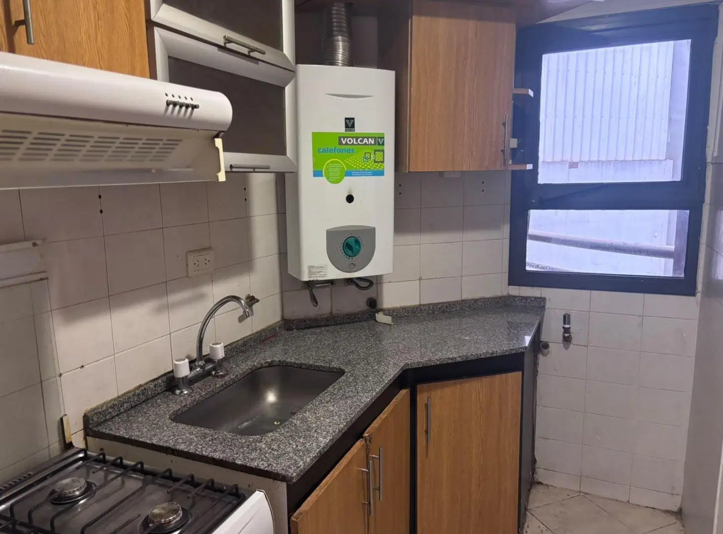 DEPARTAMENTO DOS HABITACIONES EN YRYGOYEN Y BUENOS AIRES -ESQUINA BUEN PASTOR- 4