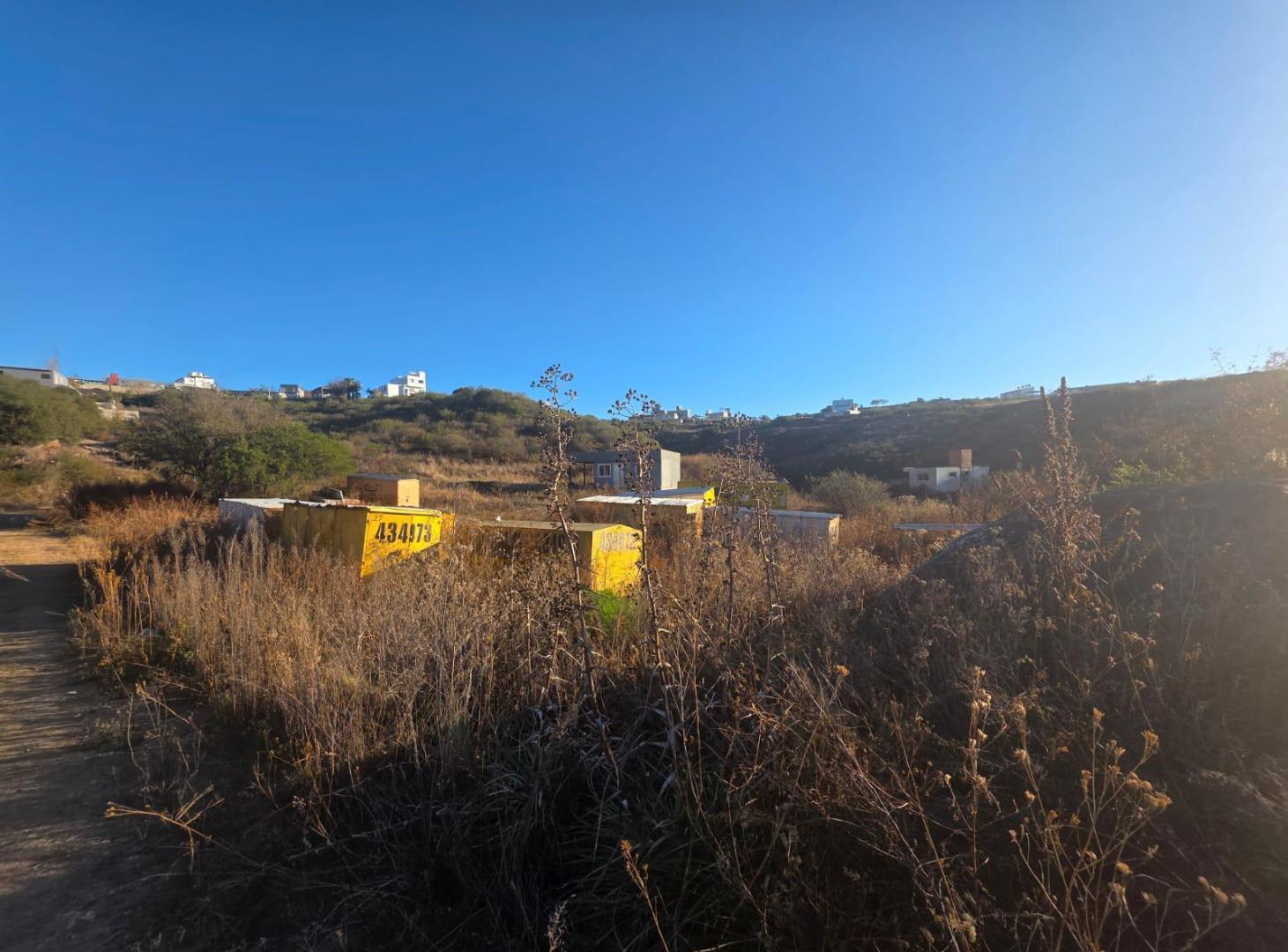 VENTA DE LOTE DE 884MTS2 EN BARRIO VISTAS DEL LAGO - CARLOS PAZ