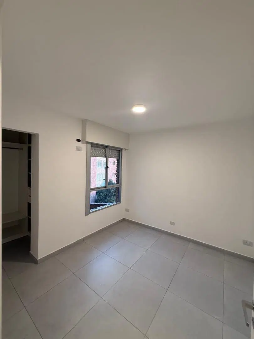 VENTA DEPARTAMENTO NUEVA CORDOBA CALLE BRASIL 4