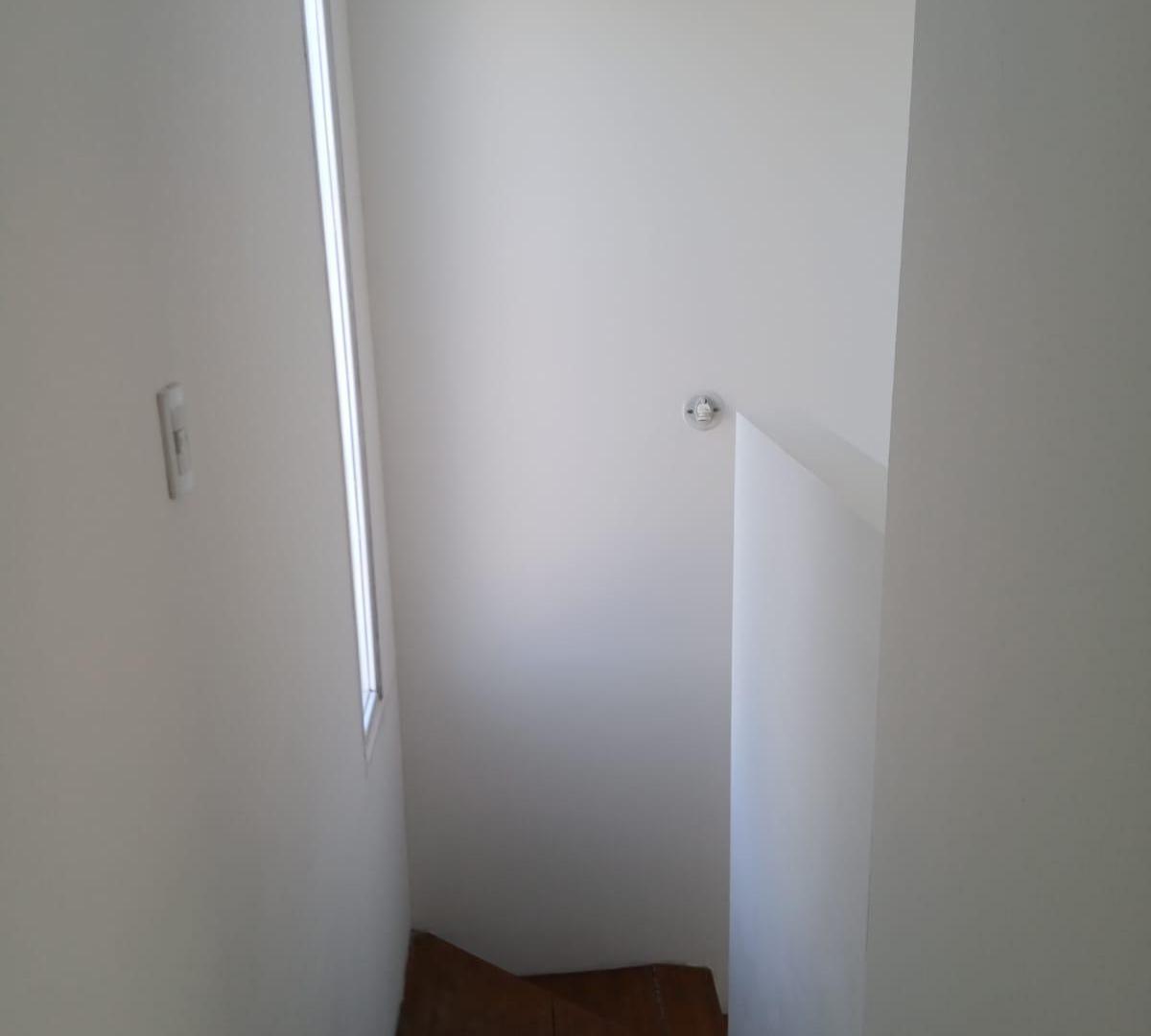 Foto de OPORTUNIDAD DE INVERSIÓN: Casa en Venta de 2 dorm con RENTA en B 20 de, imagen 3