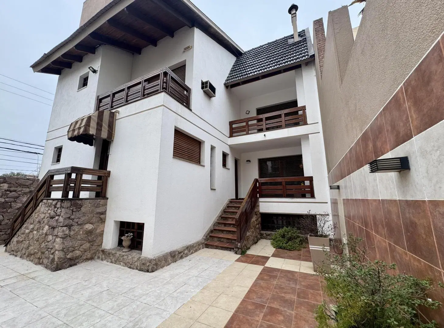 VENTA CASA 3 DORM COFICO EXC UBICACION 1