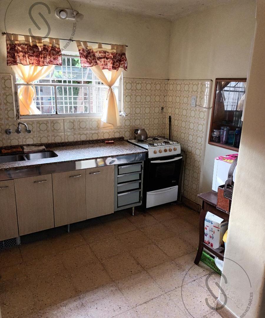 Foto de CASA EN VENTA - BARRIO ROSEDAL - ZONA RUTA 20, imagen 2