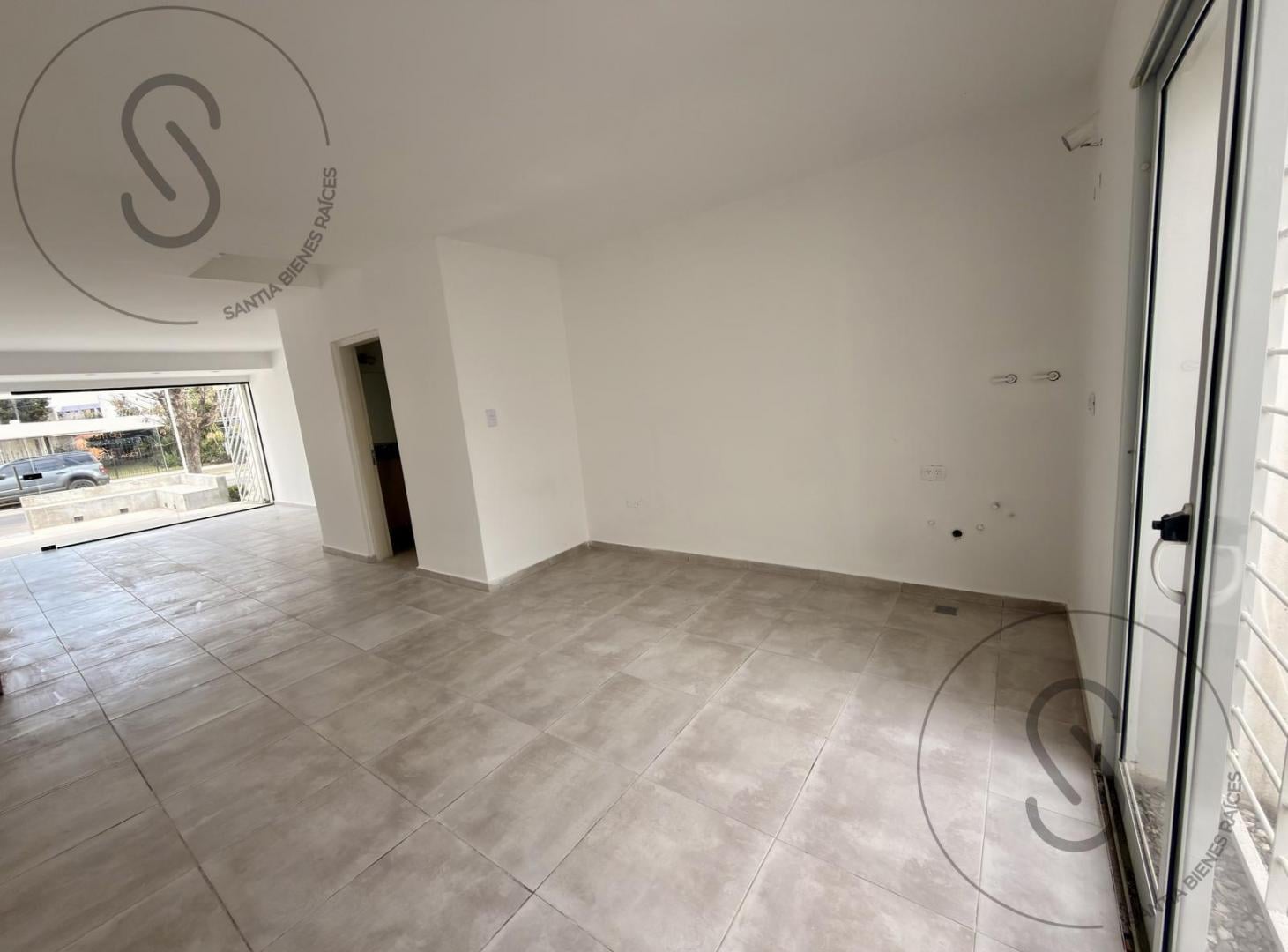 Foto de Alquiler, Local Comercial, Cerro De Las Rosas, imagen 5