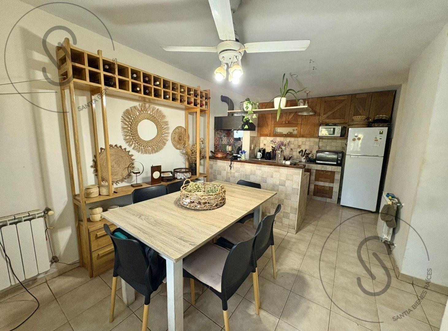 Foto de CASA EN VENTA 4 DORMITORIOS BARRIO CERRADO CALICANTO VILLA WARCALDE, imagen 1