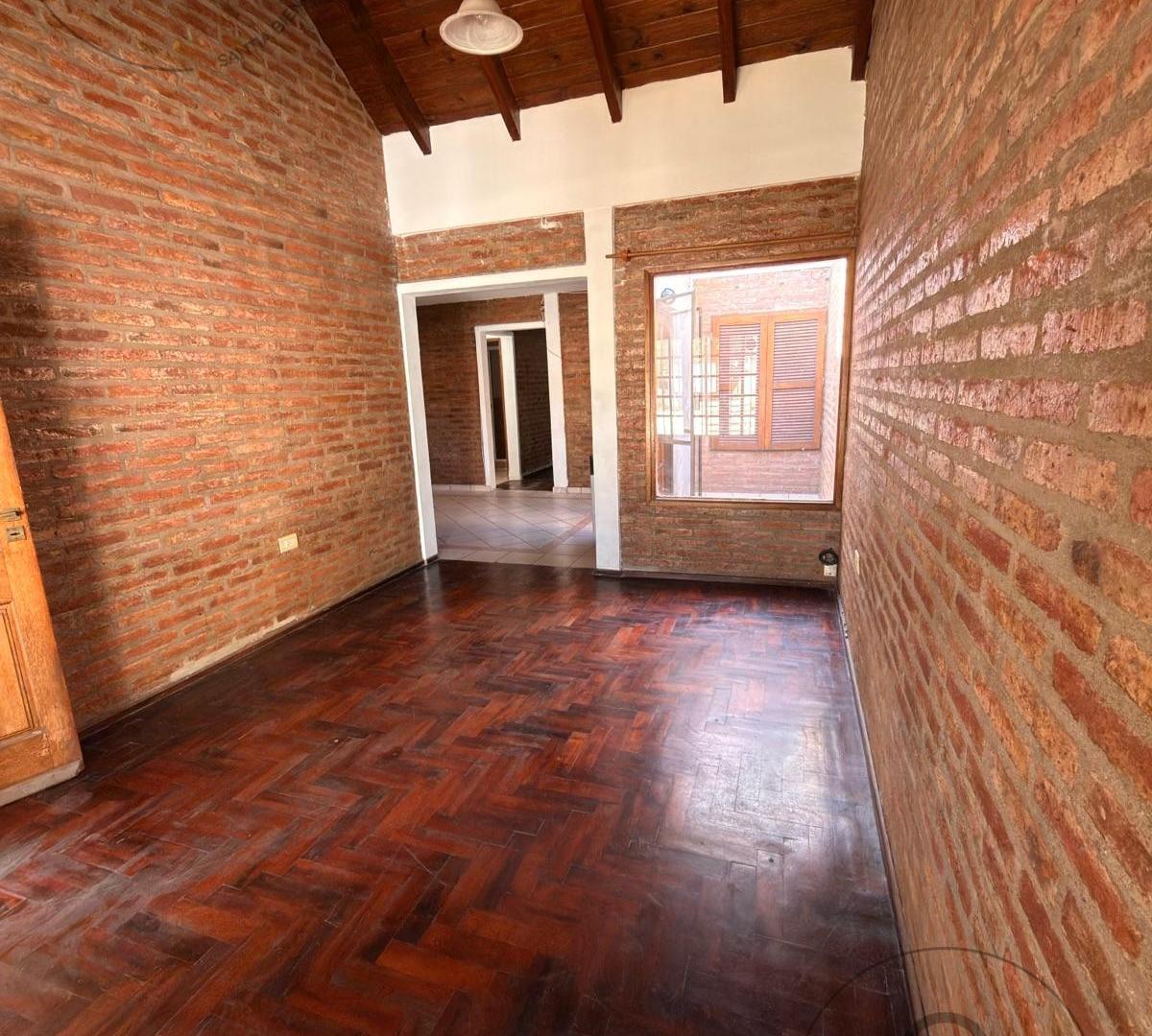 Foto de Venta casa en Villa Belgrano, 4 dormitorios con Pileta, imagen 5