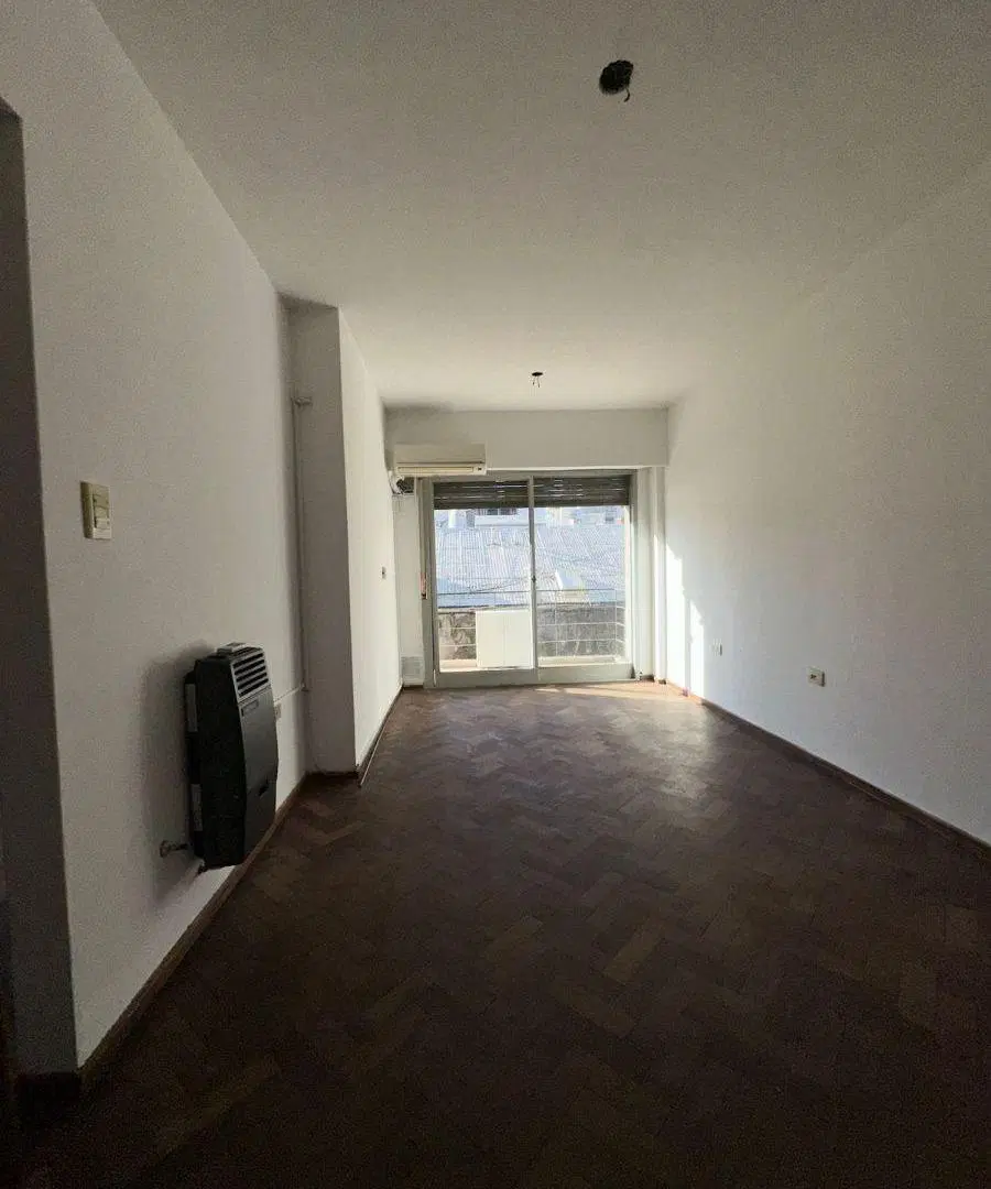 DEPARTAMENTO URQUIZA Y CORRIENTES 1 DORMITORIO 2