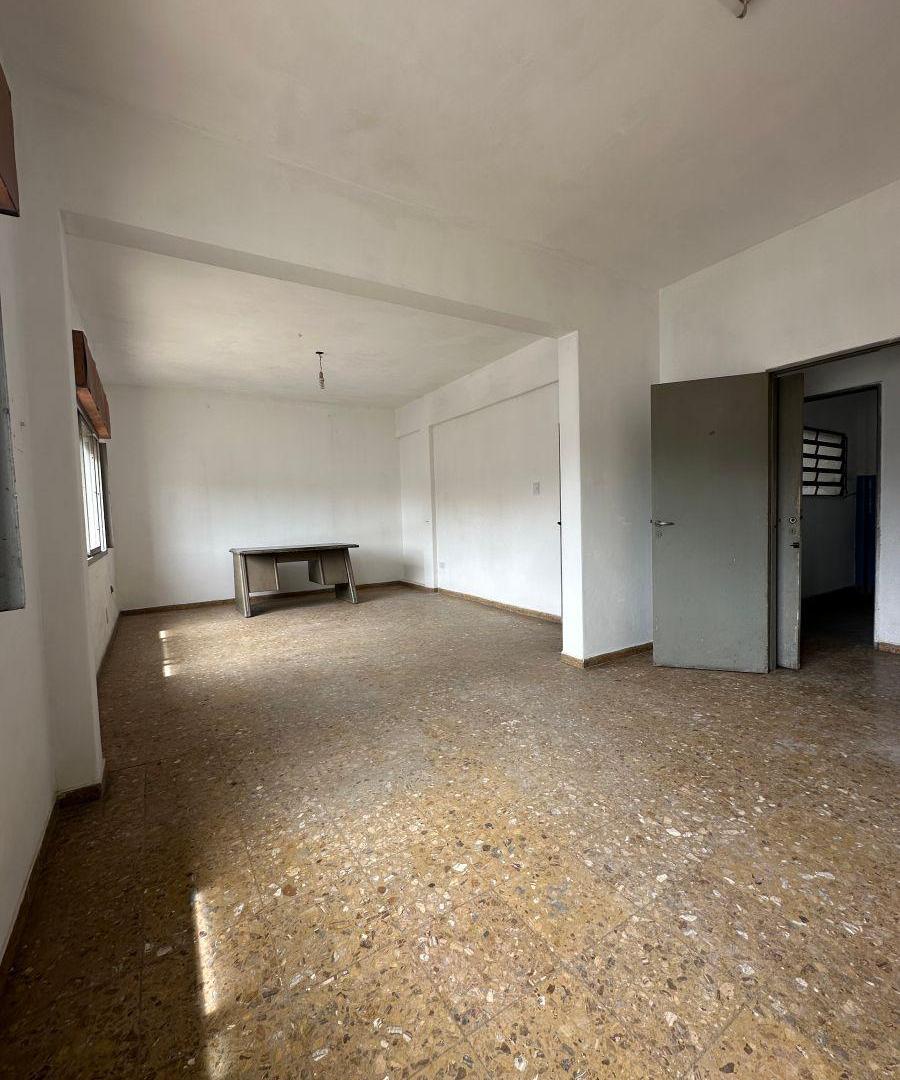 Foto de AMPLIA CASA DOS DORMIRORIOS EN ALQUILER ALMAFUERTE Y SABIN, imagen 1