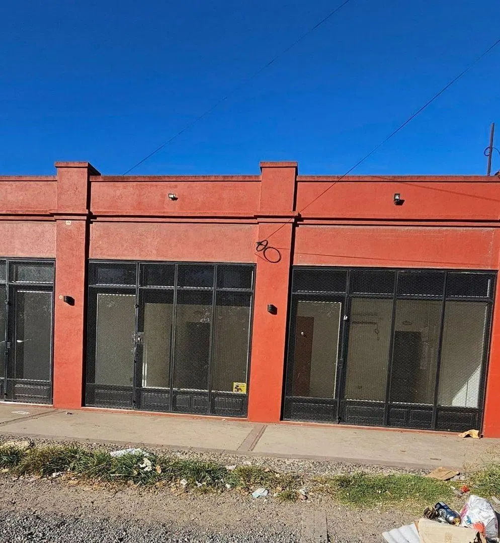 Venta de local comercial en Francisco de Alvarez 3