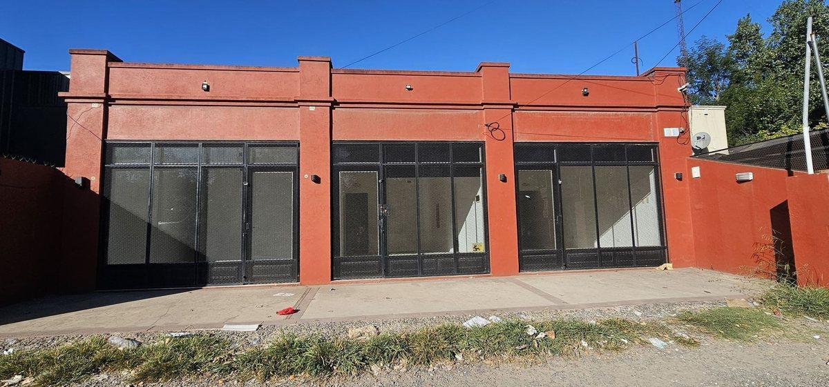 Venta de local comercial en Francisco de Alvarez