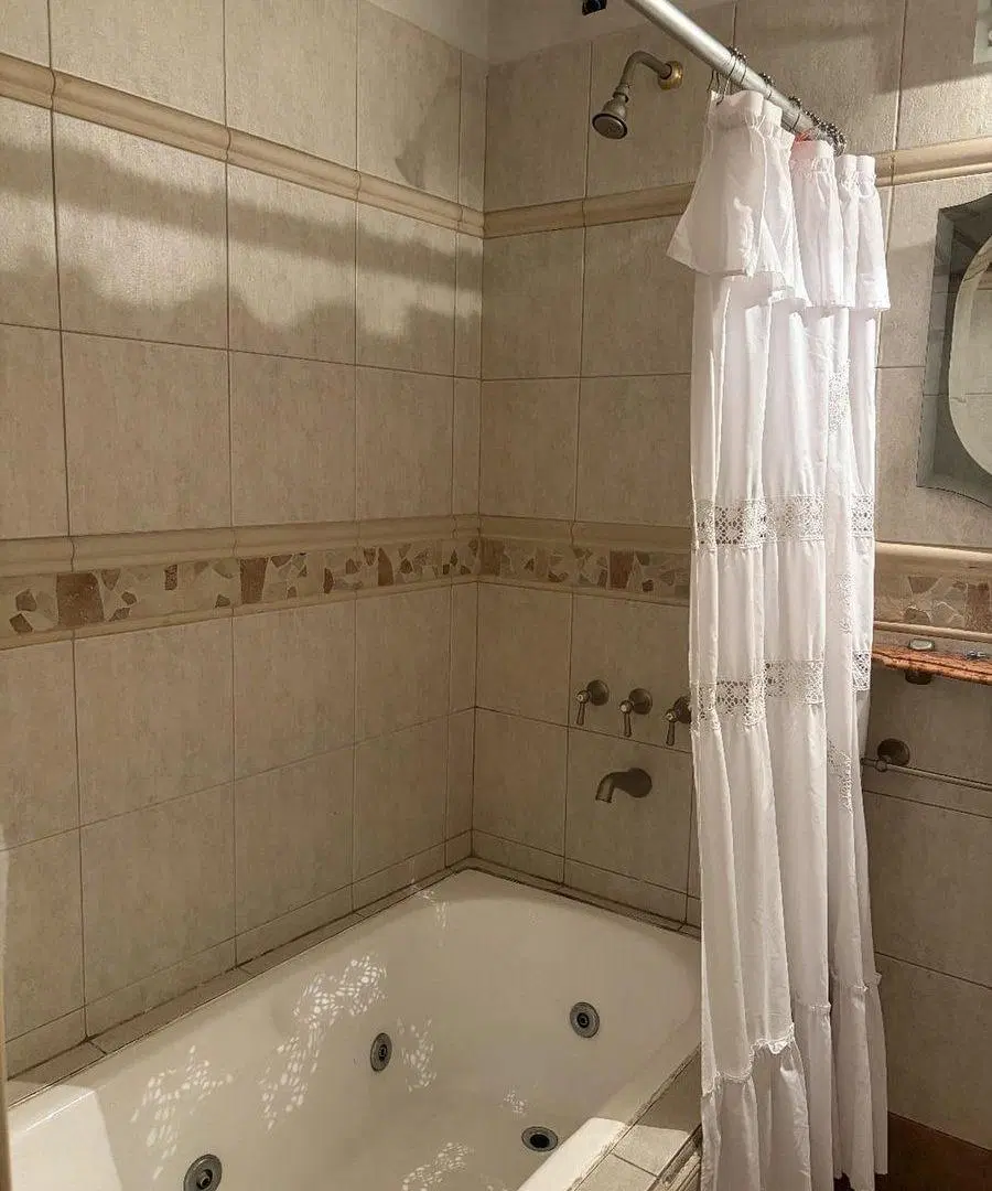 Casa impecable en Avellaneda 3