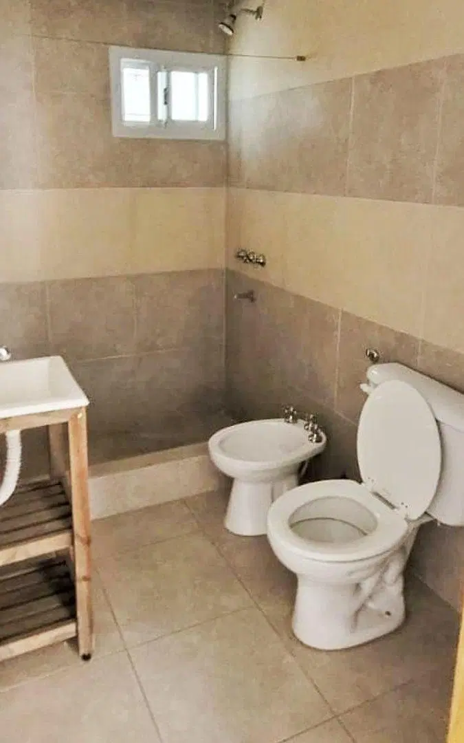Venta en bloque con renta activa -5 PH + 2 locales 3