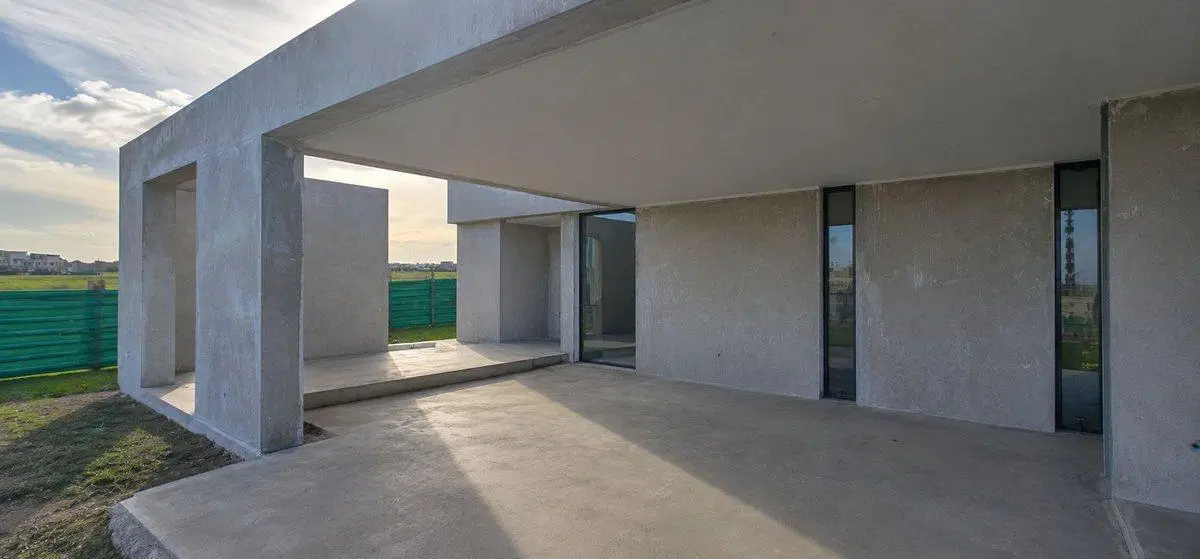 Casa en Venta a Estrenar en barrio Amarras 2