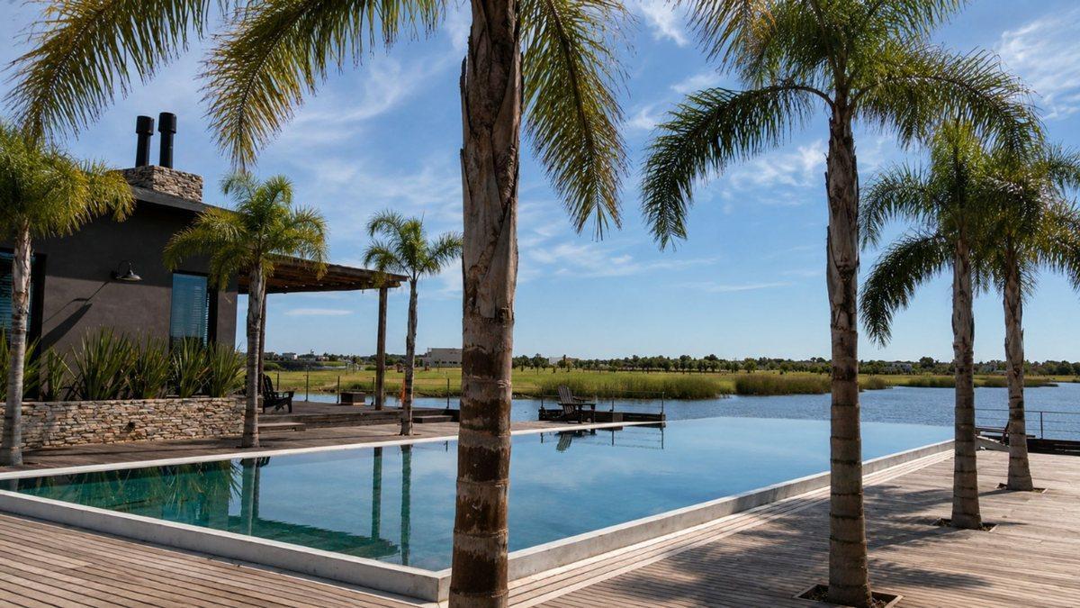 LOTE EN VENTA 855 M² AL AGUA EN EL NAUDIR, ESCOBAR