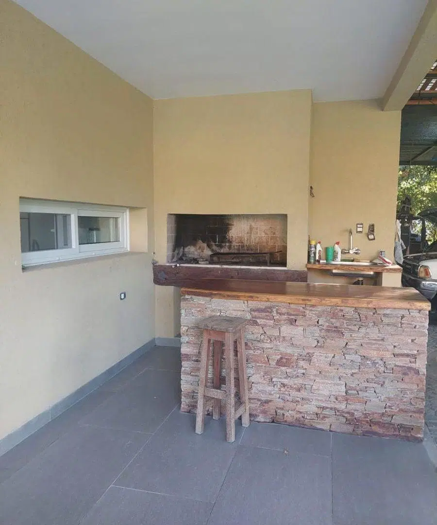 VENTA O PERMUTA CASA CON PILETA PILAR LA LONJA 3