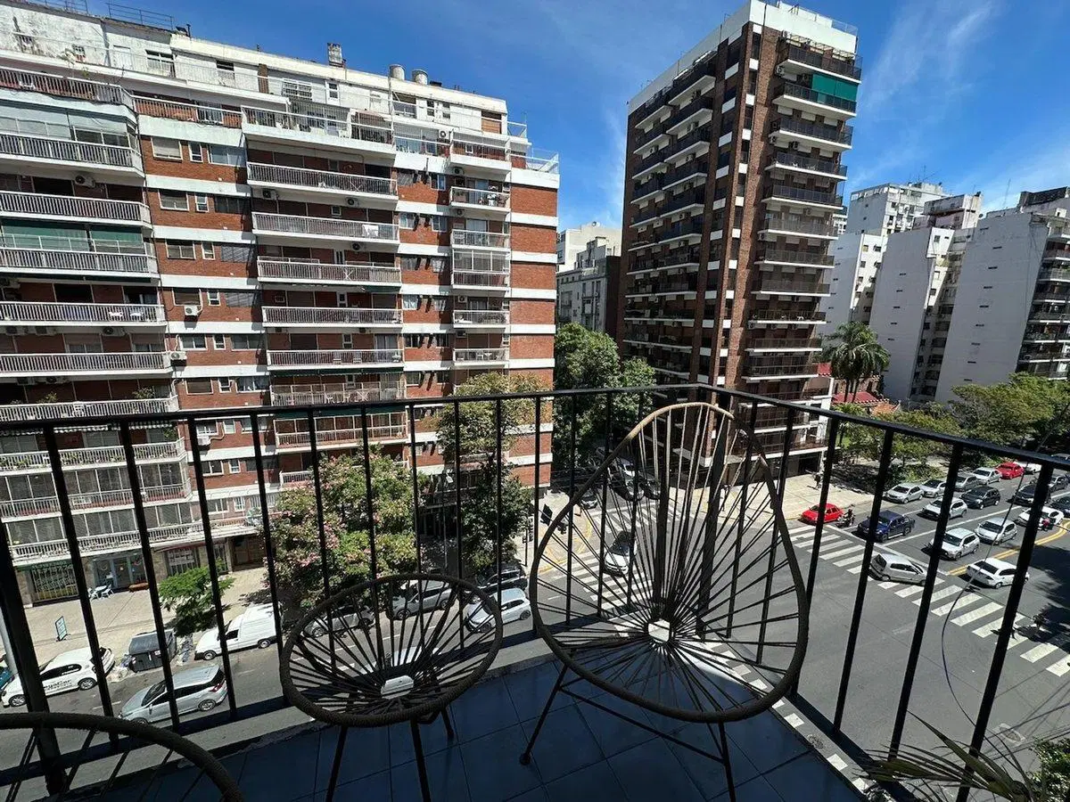 VENTA DEPTO 2 AMB BALCON FRENTE LUMINOSO BELGRANO 2