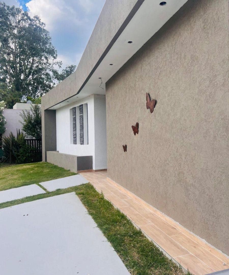 VENTA CASA 5 AMBIENTES STA ELENA PILAR DEL ESTE