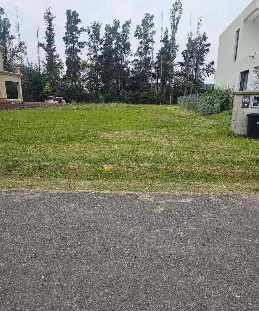VENTA LOTE BARRIO PRIVADO CHATEAU PILAR 4