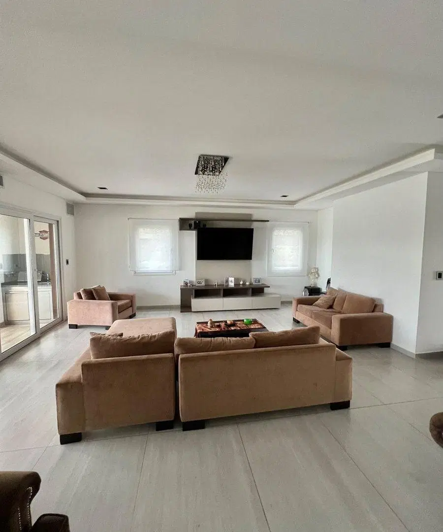 Venta casa al lago barrio El Golf, Nordelta 3