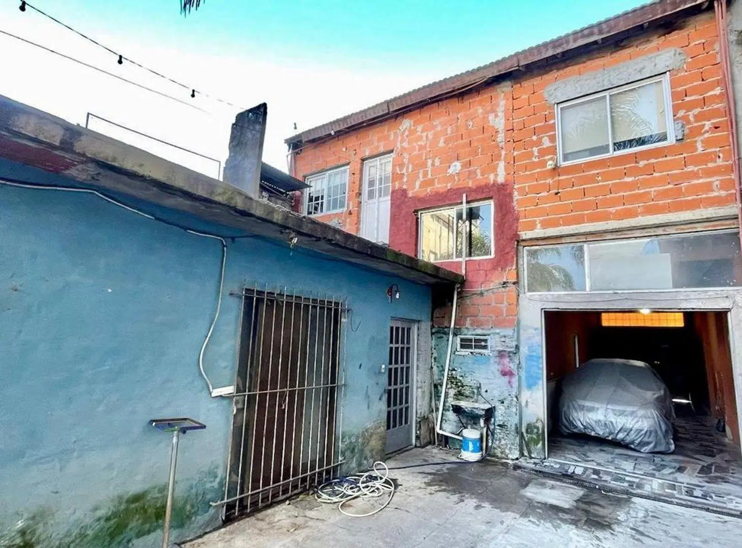 VENTA / PERMUTA CASA  - 3 viviendas y 1 local 3