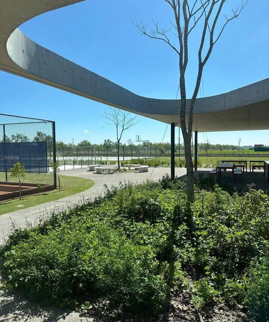 LOTE VENTA BARRIO AMARRAS PUERTOS  AL LAGO CENTRAL 5