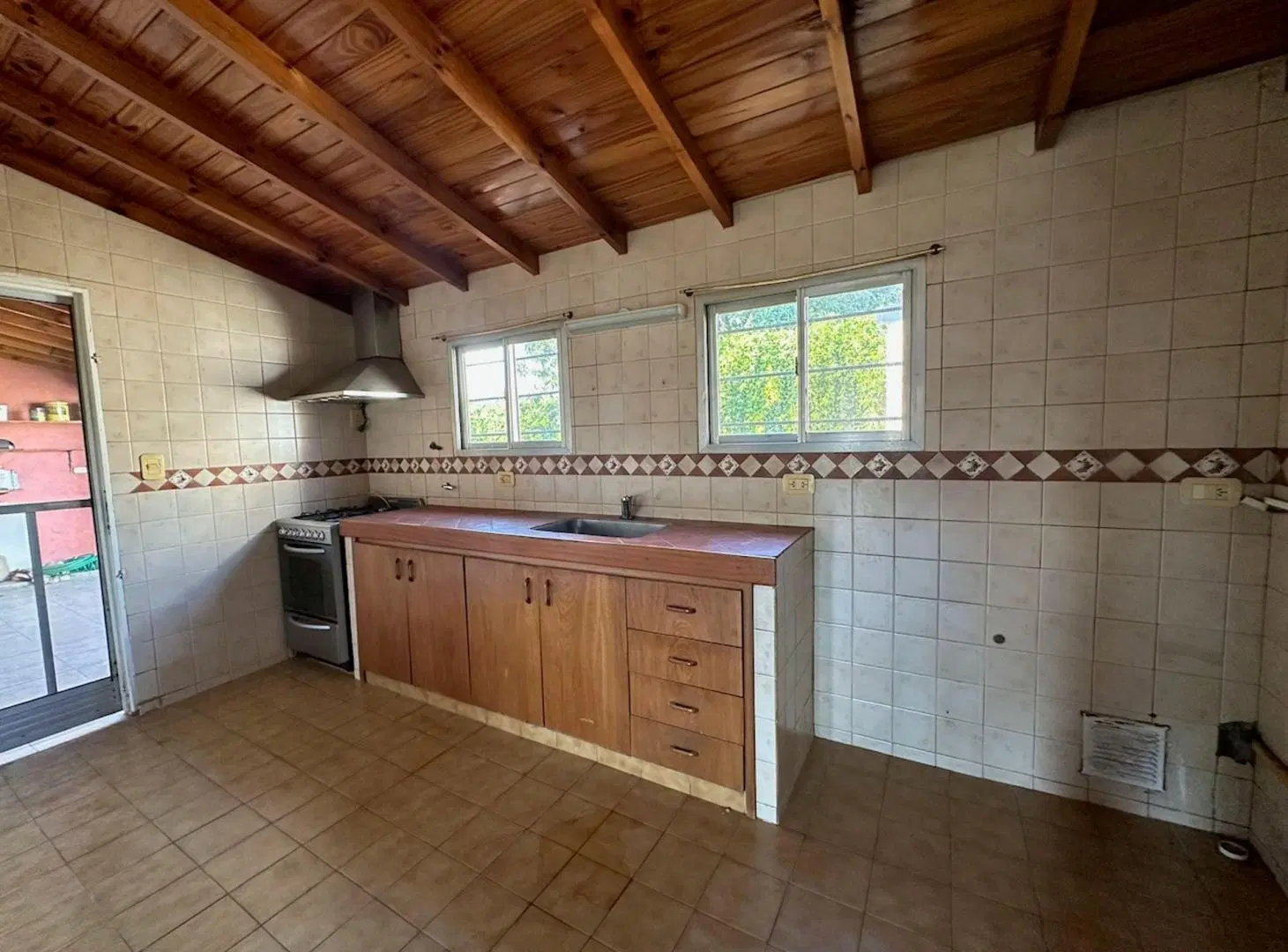 VENTA CASA 2 DORM COCHERA JARDIN ALTOS DE PACHECO 5
