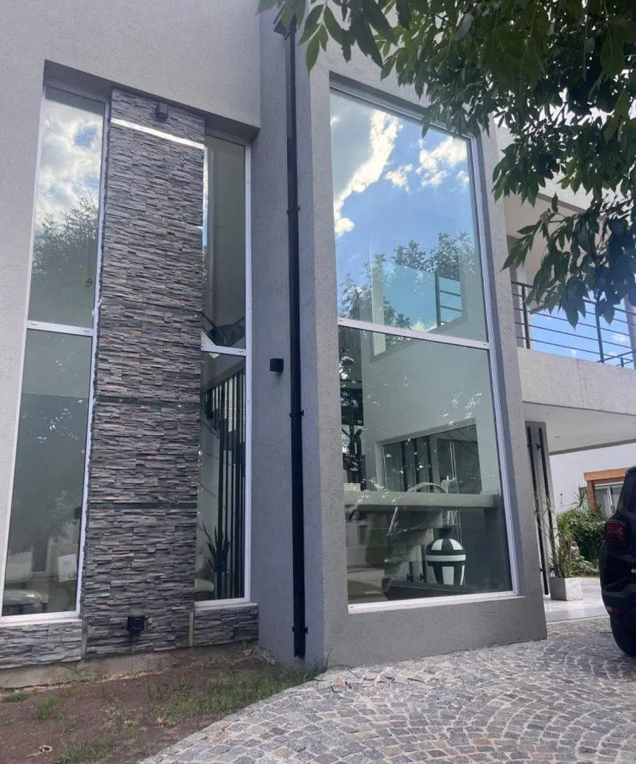 CASA EN VENTA 6 AMBIENTES STA GUADALUPE PILAR DEL 2
