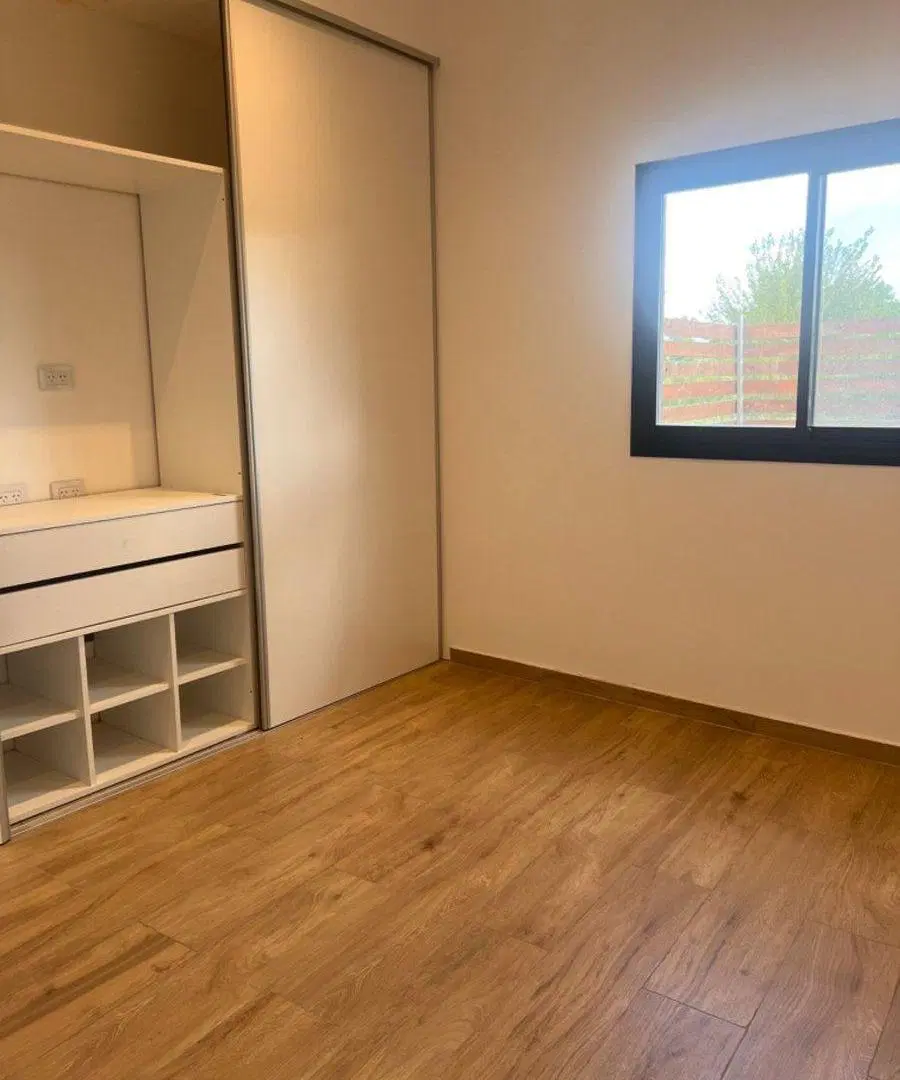VENTA CASA 5 AMBIENTES STA ELENA PILAR DEL ESTE 8