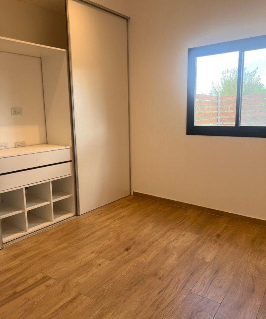 Foto de VENTA CASA 5 AMBIENTES STA ELENA PILAR DEL ESTE, imagen 4