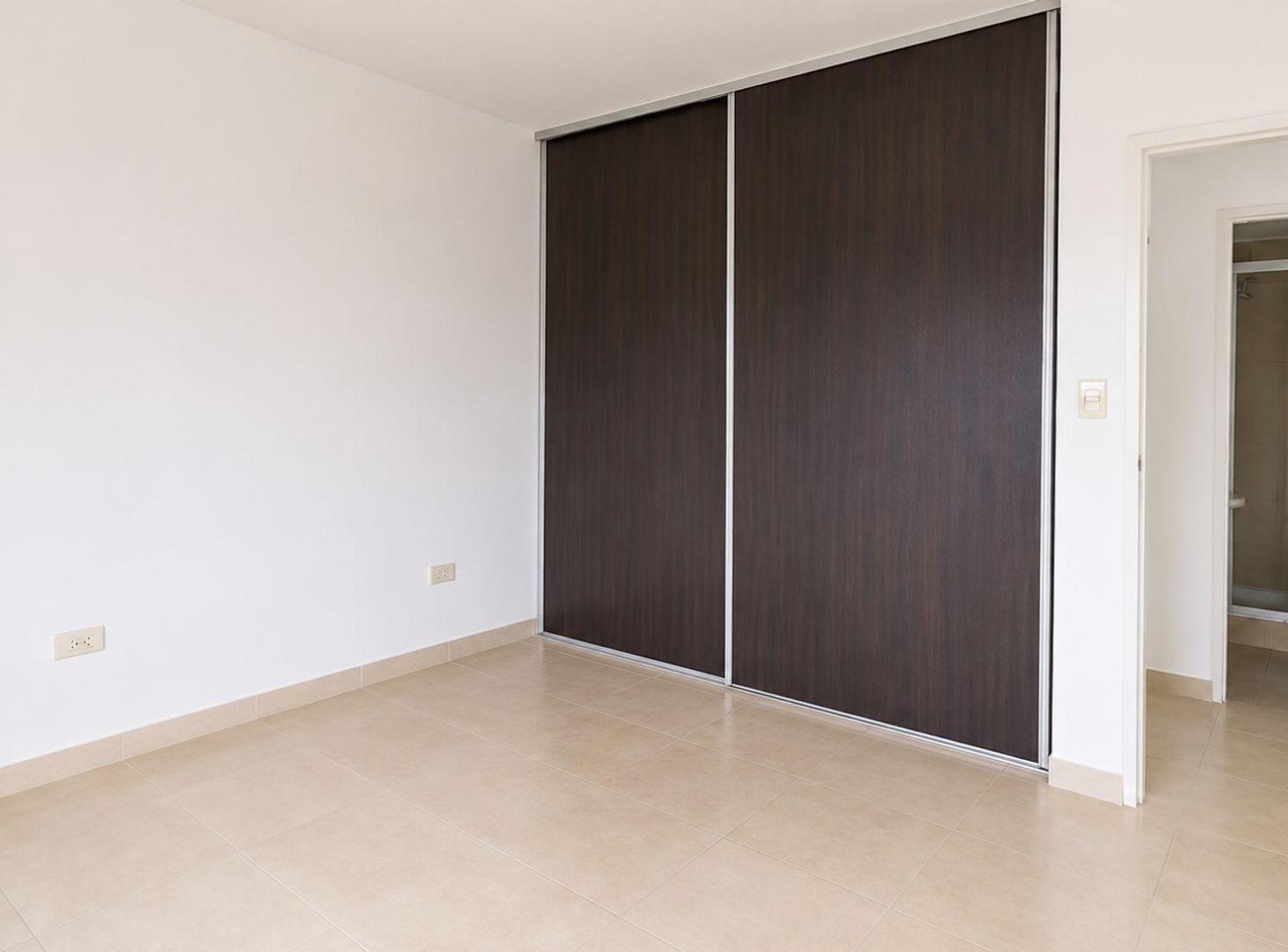 Foto de VENTA DEPTO 2 AMB DE 60 M2 CON BALCÓN CORRIDO, imagen 5