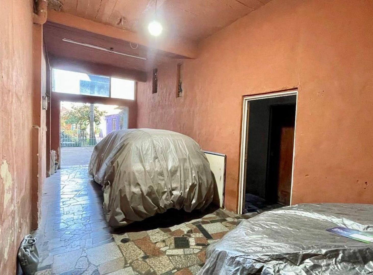 Foto de VENTA / PERMUTA CASA - 3 viviendas y 1 local, imagen 3