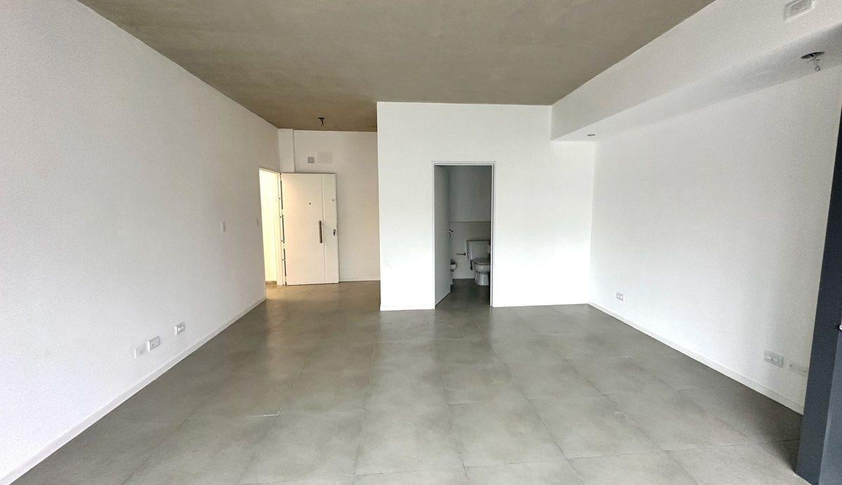 Foto de VENTA MONOAMBIENTE BALCON COCHERA MARTELLI PERMUTA, imagen 4