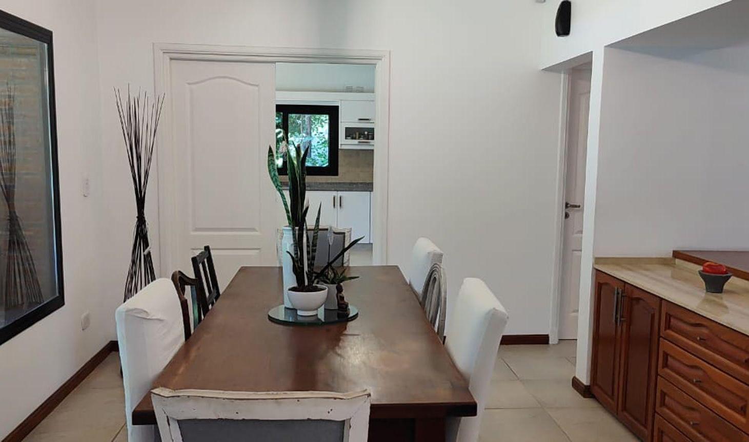 Foto de CASA VENTA 6 AMB/PIL/JACUZZY B LA CELINA MASCHWITZ, imagen 5