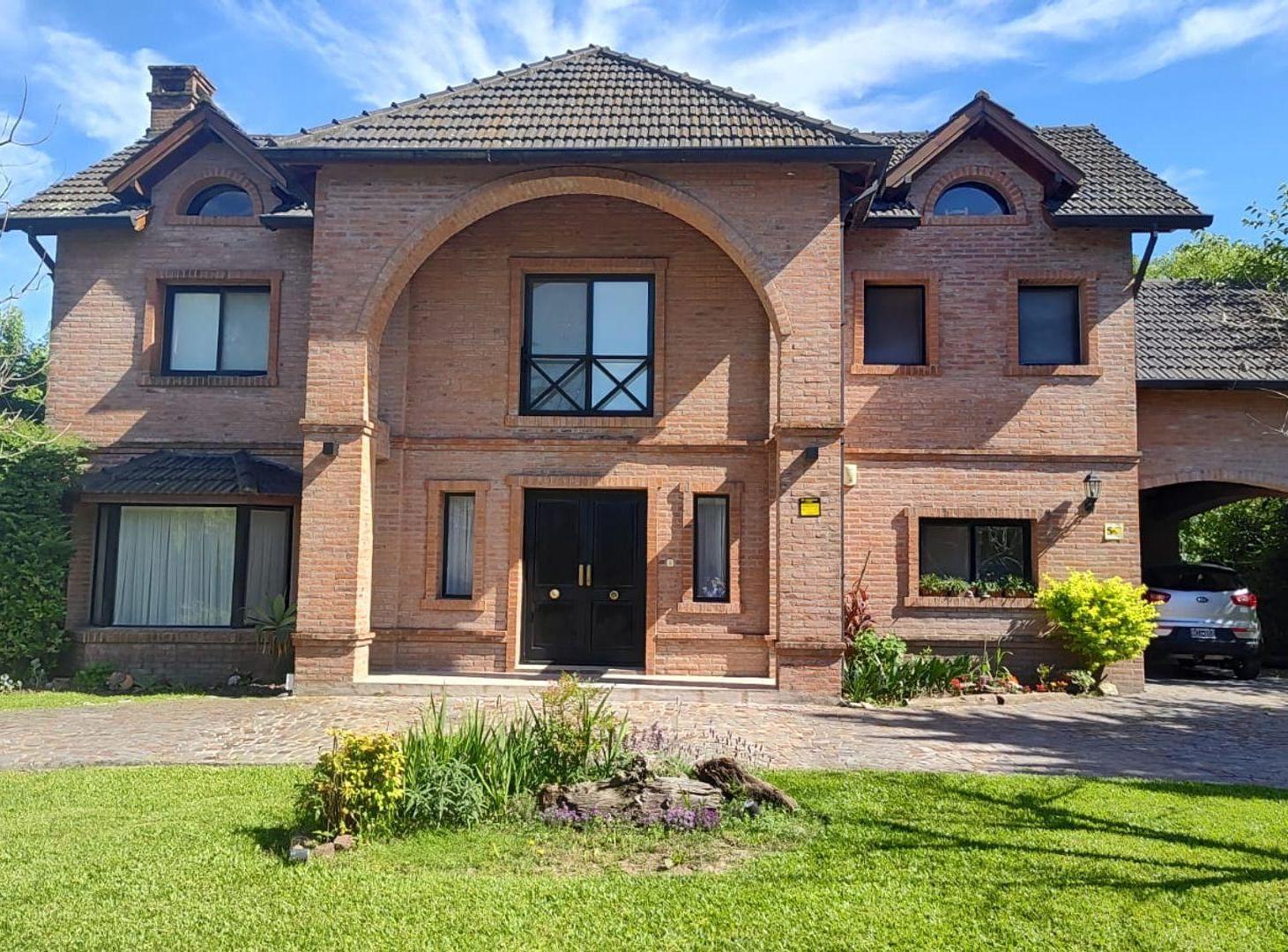 Foto de CASA VENTA 6 AMB/PIL/JACUZZY B LA CELINA MASCHWITZ, imagen 2